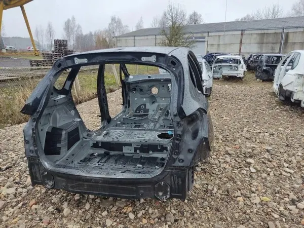 Panneau quart droit arrière OEM 668 BMW 2 Active Tourer image 6