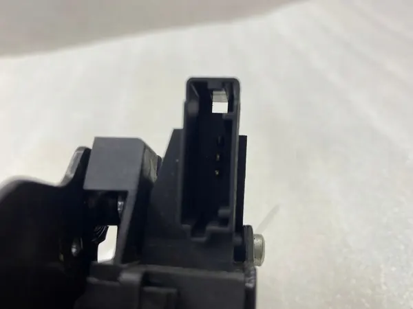 Opel Mokka 2016 Baklucka Lås image 4