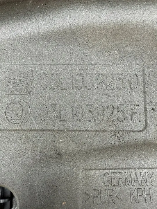 Skoda Octavia Mk2 moottorikansi OEM 03G103925E image 4