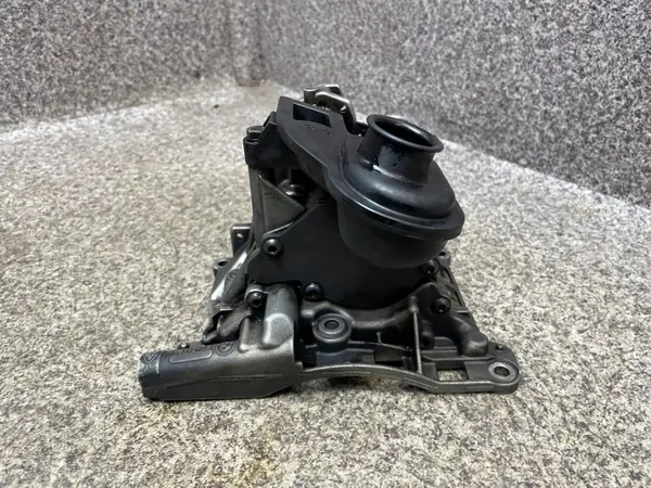BMW Öljypumppu OEM 7823009-11 3.0D N57 moottorille image 3