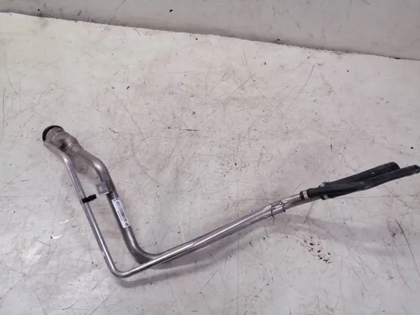 Pescoço de enchimento combustível OEM J1B19032AE Ford Fiesta mk8 image 2