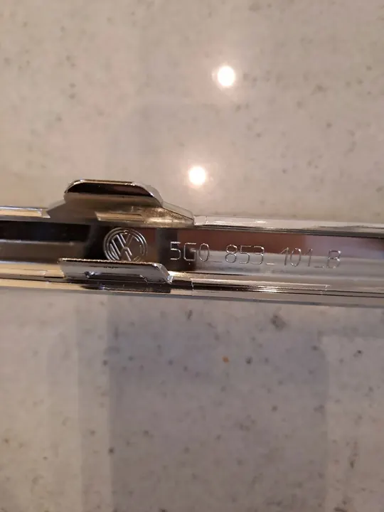 Para-choque dianteiro cromado VW Golf VII 17-20 OEM 5G0853101B image 2