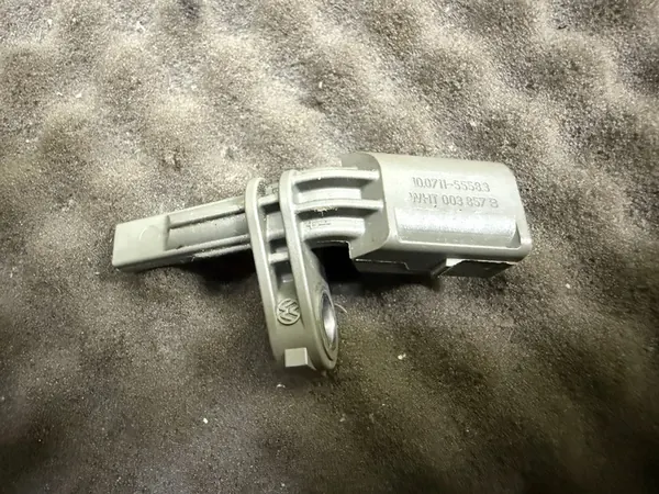 Capteur de vitesse de roue ABS Volkswagen Audi Skoda Seat WHT003857B image 1