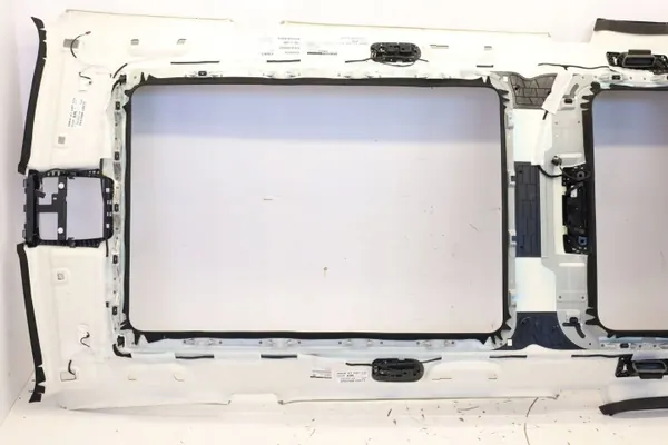 OEM 5A6B355MWGK2 Alcantara Panorama Katto BMW X7 image 10