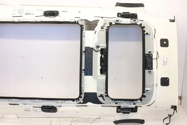 OEM 5A6B355MWGK2 Alcantara Panorama Katto BMW X7 image 9