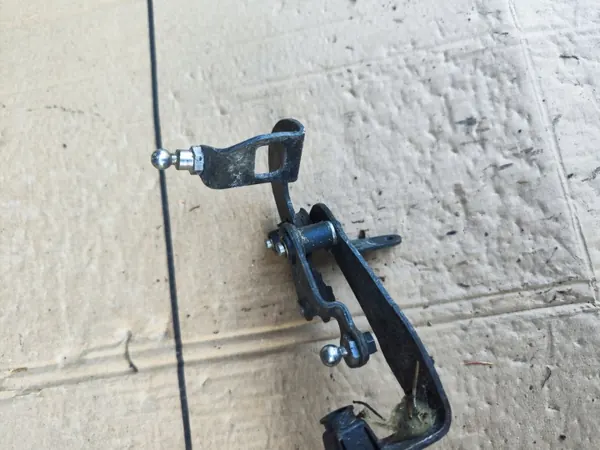 Mécanisme de pédale d'accélérateur MERCEDES W124 2.5d OM605 - OEM image 3