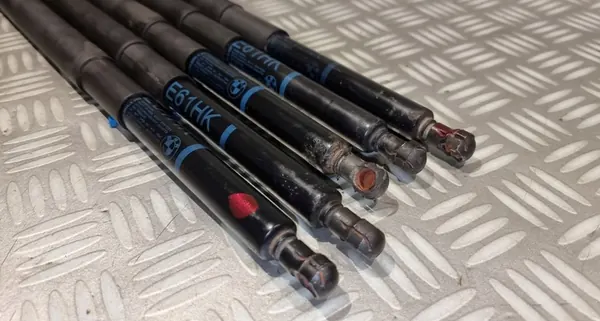 BMW 5 E61 Baklucka Dämpare 340N OEM 7178273 image 4