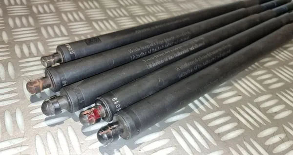 BMW 5 E61 Baklucka Dämpare 340N OEM 7178273 image 5