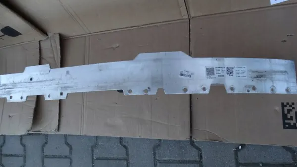 Mercedes W206 Frontstoßstangen-Träger OEM A2066200000 image 4