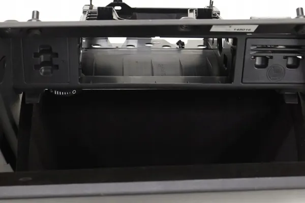 OEM 517857097M förvaringsutrymmen för VW Golf Sportsvan image 3