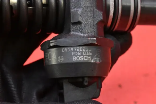 Bomba de inyección OEM 038130073AQ para VW Golf 4 1.9 TDI image 8
