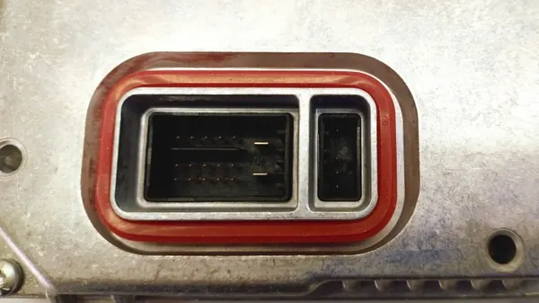 Xenon-virtalähde OEM 130732929301 FCA VAG:lle image 3