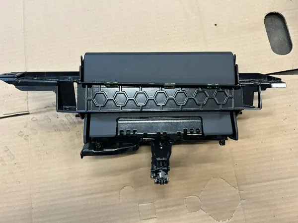 Audi MMI Navigationsbildschirm OEM 4G1919601N image 4