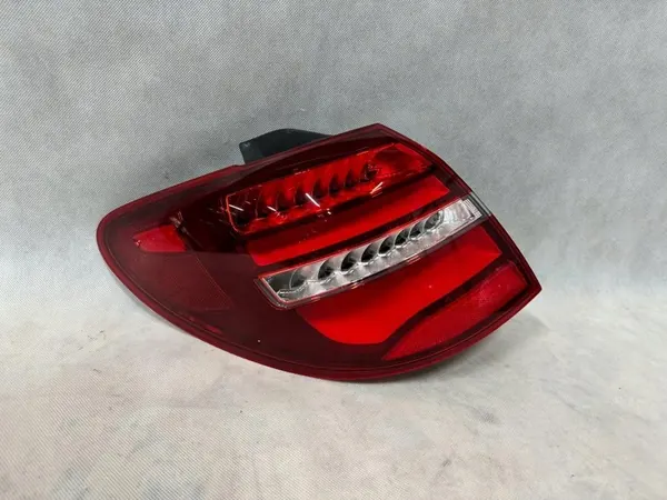 MERCEDES B-KLASSE W246 LINKER ACHTERLICHT image 2