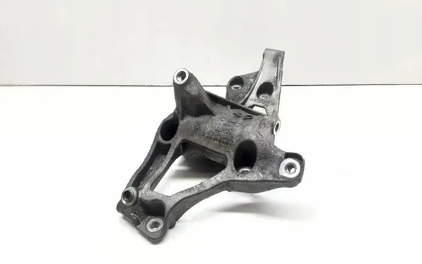 A/C-compressorbeugel OEM 7603346 BMW 1-serie F20 image 2
