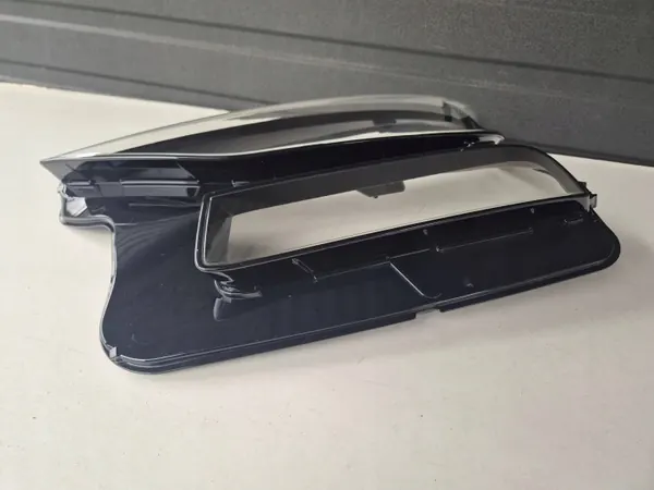 Audi Q6 E-Tron Strålkastarglas OEM Q6 Vänster Fram Begagnad image 6