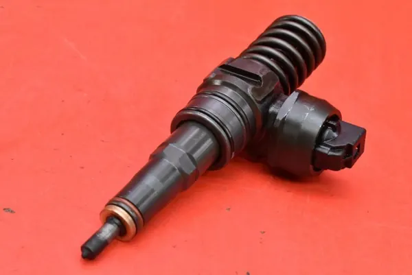 Injectiepomp OEM 038130073BN voor Seat Leon II 1.9 TDI image 4