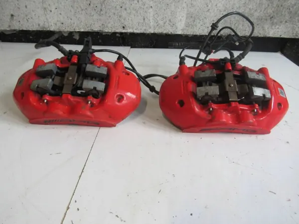 Mercedes-Benz Bremsscheiben & Sattel Set OEM 11H04 image 10