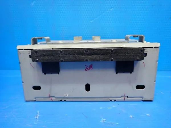 Radio Sony OEM AM5T-18C815-XN para Ford - Usado image 2