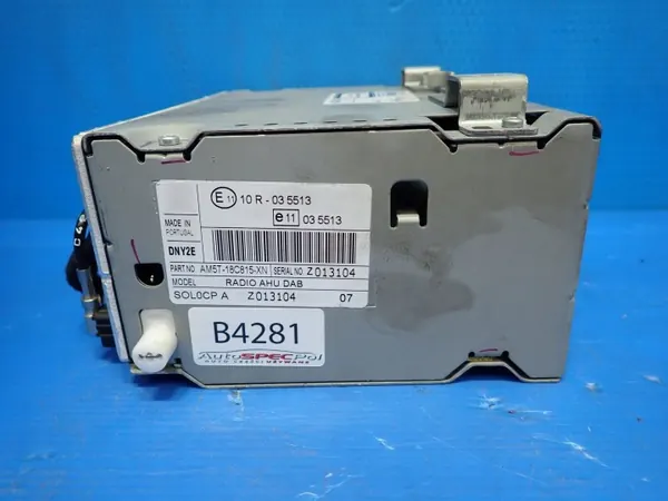 Radio Sony OEM AM5T-18C815-XN para Ford - Usado image 5