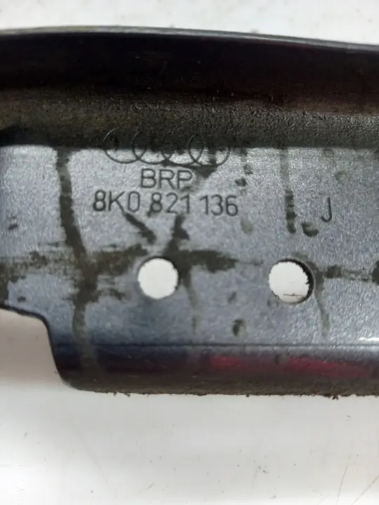 Suporte de para-lama direito dianteiro Audi A4 B8 Lift 8K0821136J image 2