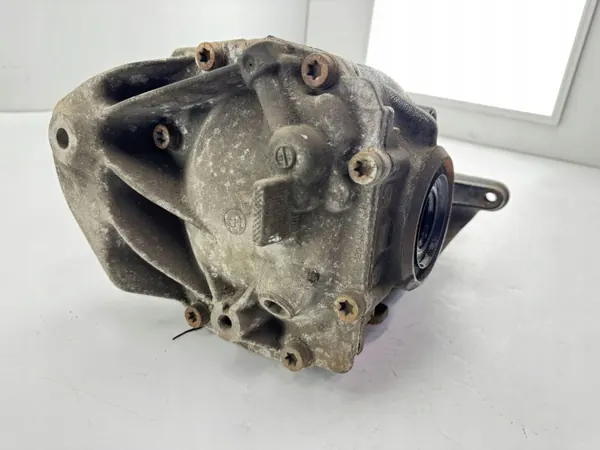 BMW 3 F30 F31 2016 Diferencial traseiro 7605589 image 5