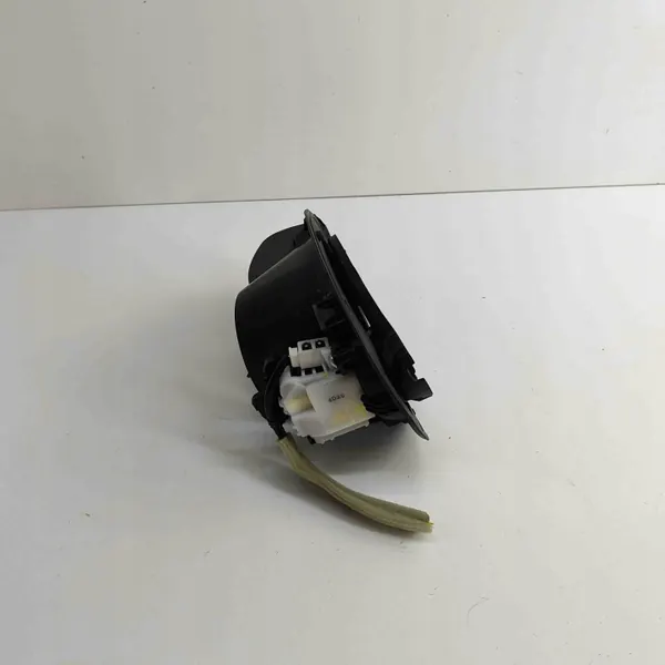Bränsletanklock OEM DFR542420K för Mazda CX-30 image 4