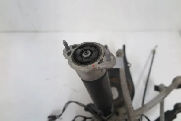 OEM BNE3051 Takaosanavara Vasen Oikea Mercedes image 3
