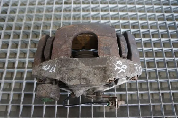 OEM AOP18797 Klämmor Set Fram Bak Audi TT 8J image 3