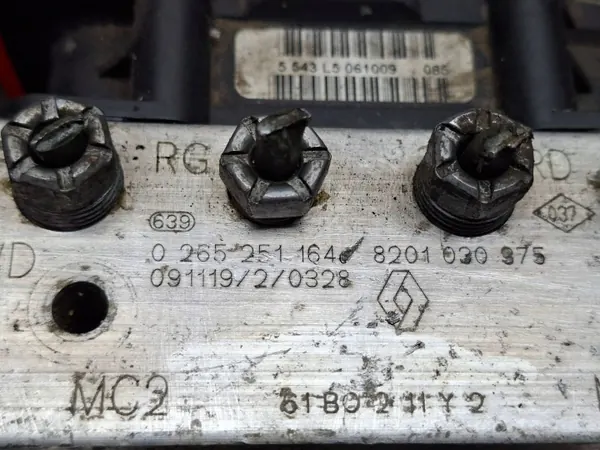 Contrôleur Pompe ABS OEM S26279057 pour Renault Kangoo II image 4