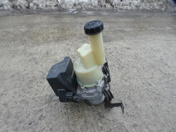 Pompe de direction assistée Citroen OE 9818127580 image 3