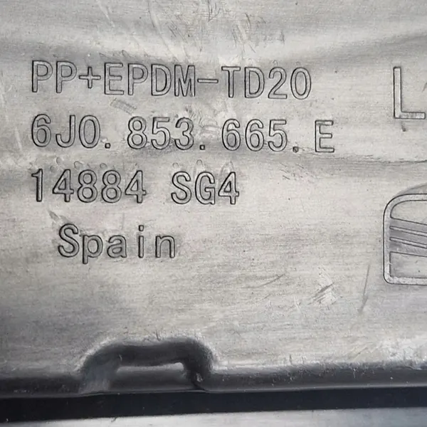 Tappo paraurti anteriore sinistro per SEAT IBIZA IV image 5