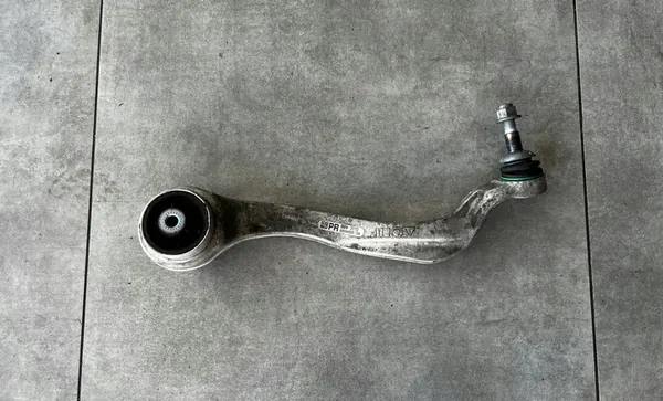 Braccio di controllo anteriore destro BMW G20 G21 G22 G23 OEM image 2