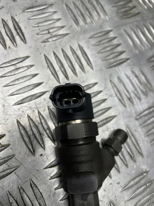 Injector OEM 86545646 para Renault Master III 2.3DCI image 3