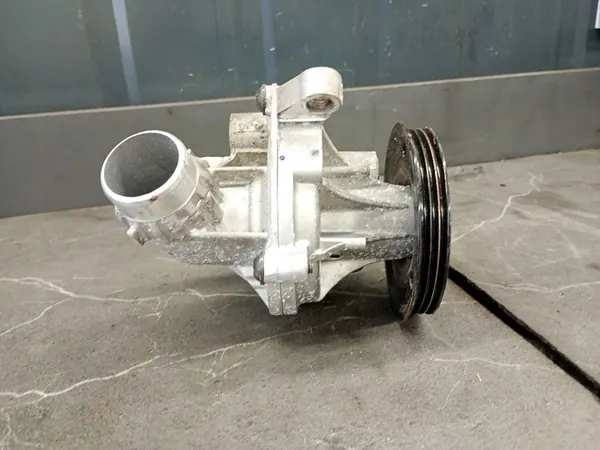 Vattenpump 2.0D D4204T Volvo S90 V90 V60 XC90 XC60 2020- OE 32252284 image 2