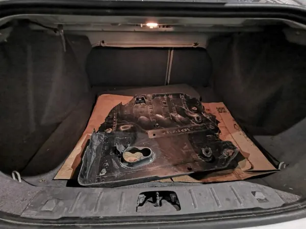 Volvo S40 Tuyau d'intercooler 2007 2.0L 3M51-6C646-UD image 10