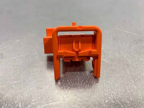 Subaru OE Pyroteknisk klämma OEM 9Z06 - Begagnad image 3