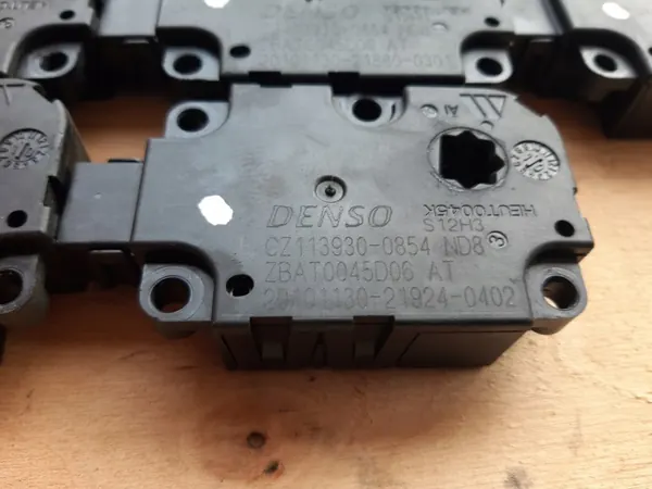 Motor Calefactor Denso OEM ZBAT0045D06 para Audi A6 C7 image 2