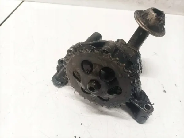 Pompe à huile OEM 06a115105 pour VW Golf 1.9L 2000 image 3