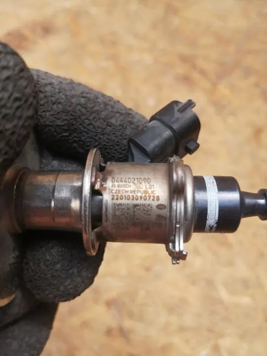 Injecteur AdBlue OEM MX73-189E3 pour Range Rover Evoque image 4