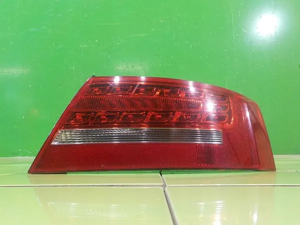 AUDI A5 8T 2.0 TFSI Lámpara Trasera Derecha 8T0945096D image 2