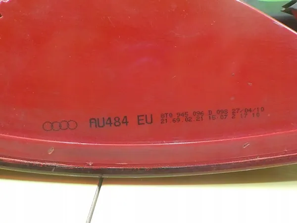 AUDI A5 8T 2.0 TFSI Lámpara Trasera Derecha 8T0945096D image 6