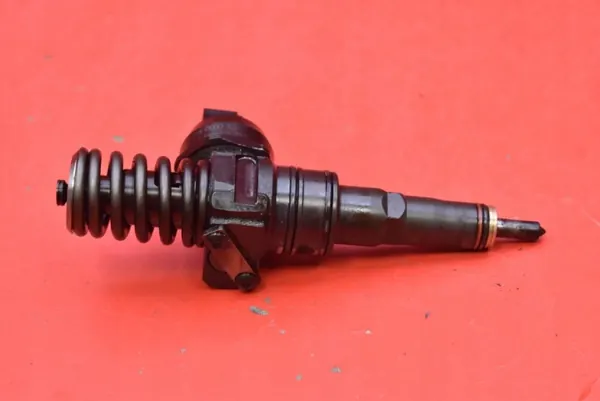 Injectiepomp OEM 038130073AJ voor VW Beetle 1.9 TDI image 3