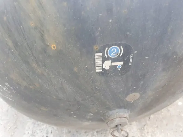 Luchttank Renault Range T OEM 21348713 - Gebruikt image 3