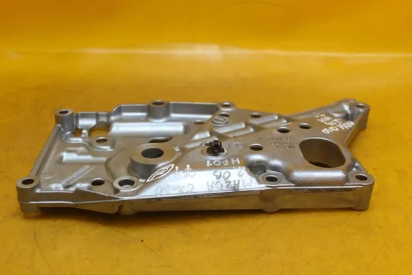 Mazda Oljepumpsfäste OEM 10406 S5209 image 4