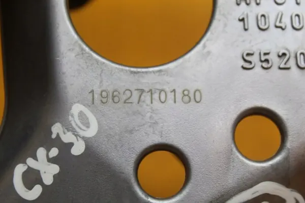 Mazda Oljepumpsfäste OEM 10406 S5209 image 8