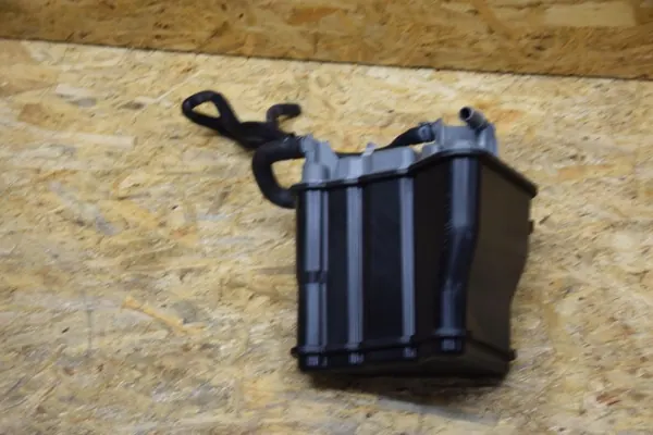 OEM 4S0201797 Kohlefilter für Audi R8 4S II image 5