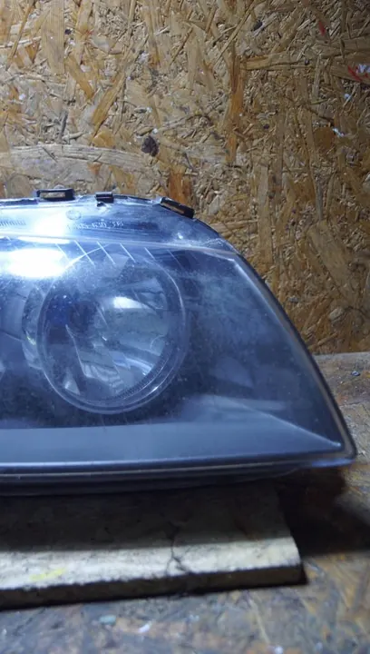 Faros delanteros derecho Audi A3 8P UK 8P0941004L image 4