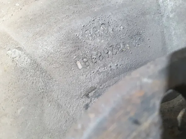 Etupyörän navan OEM 13262090 vasen puoli Opel Meriva B image 6