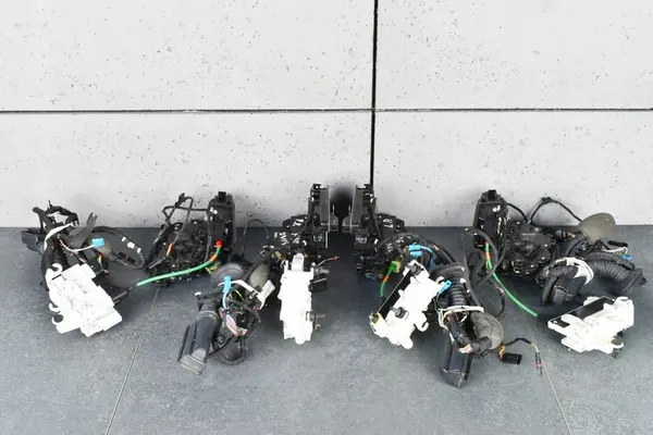 BMW 5 G30 G31 M5 F90 Soft Close Schlösser image 2